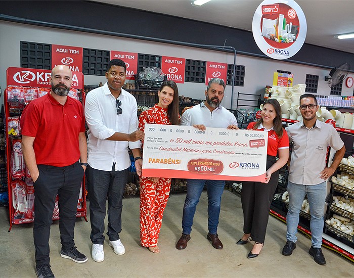 Krona faz entrega do prêmio de R$ 50 mil de sua Campanha de Natal 