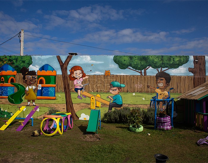 PPG e Instituto Renault revitalizam pintura de escola em São José dos Pinhais (PR)