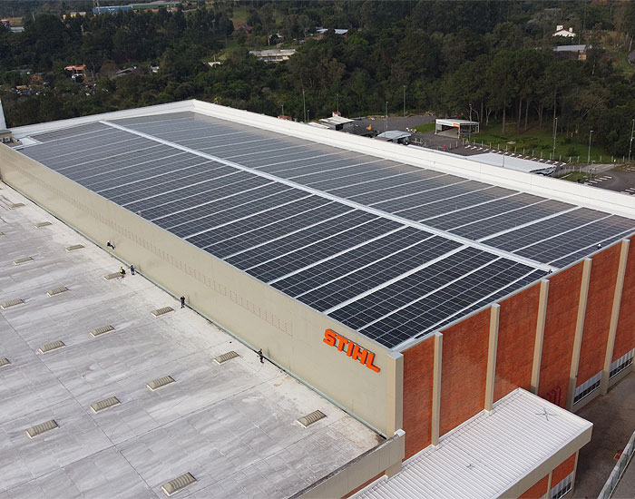 Stihl inaugura usina fotovoltaica com mais de 2,1 mil painéis solares 