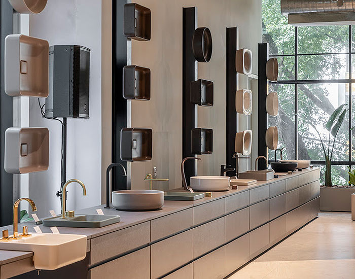 Deca recebe certificado do INPI como marca de alto renome