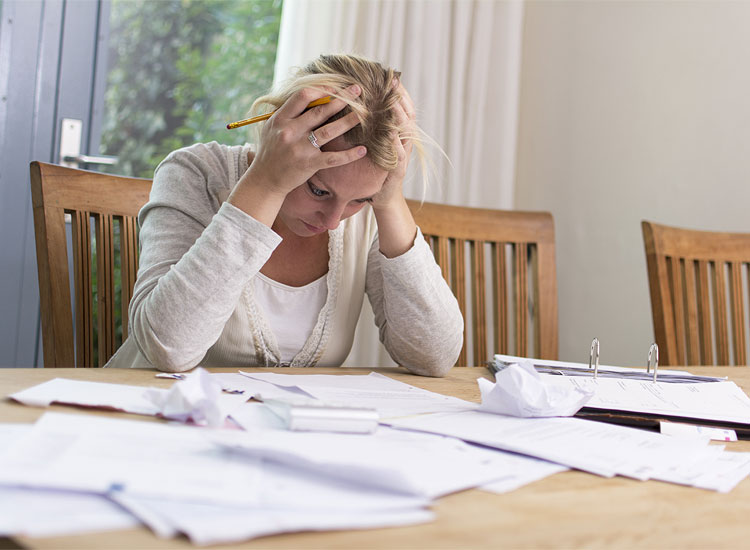 Inadimplência deve atingir 7,10% em dezembro