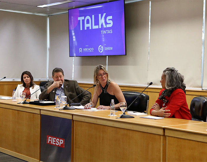Abeaço reuniu especialistas em São Paulo para debater o futuro do setor de tintas