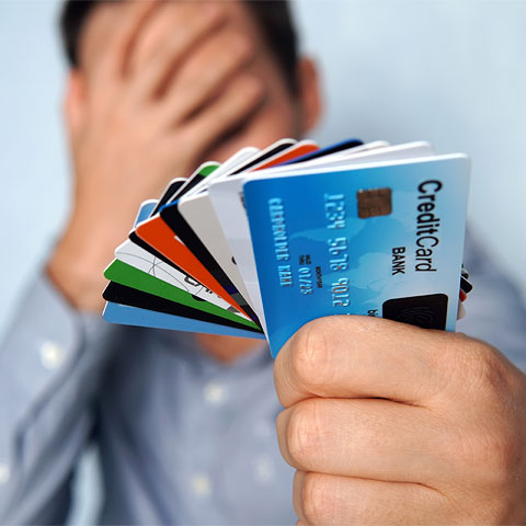 Endividamento renovou percentual histórico e inadimplência recuou em janeiro 