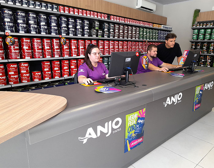 Amperial Tintas e Cores inaugura Anjo Store e aposta na fidelização dos pintores 