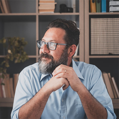 Confiança do consumidor avança em março após dois meses de queda