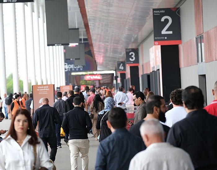 Expo Revestir anuncia a data da edição 2027, que vai celebrar seus 25 anos 