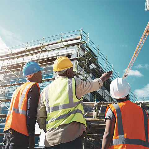 Confiança da construção cresceu e atingiu 92,5 pontos em julho